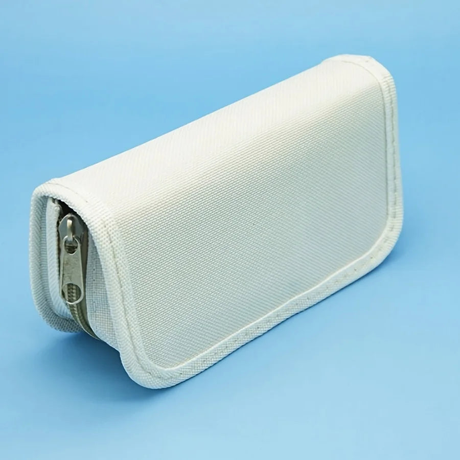 Baby care set six-piece set Baby nasal inhaler, nail clippers, brush, file, comb, set of daily cleaning and care accessories fo